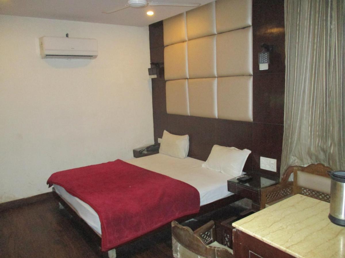Hotel Polo Victory Jaipur Bagian luar foto