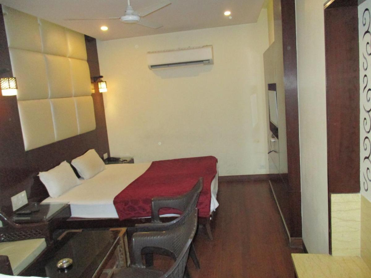 Hotel Polo Victory Jaipur Bagian luar foto