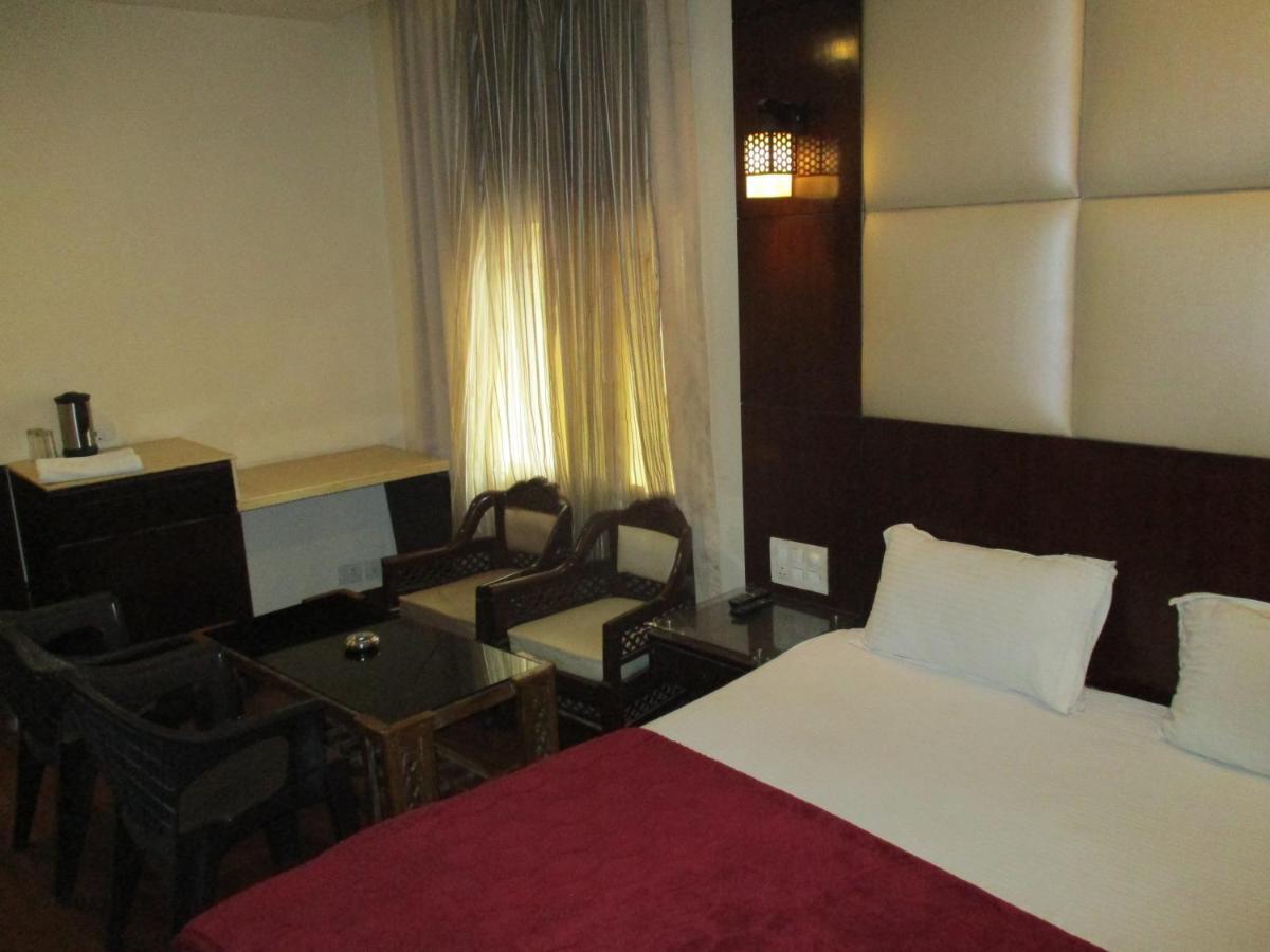 Hotel Polo Victory Jaipur Bagian luar foto